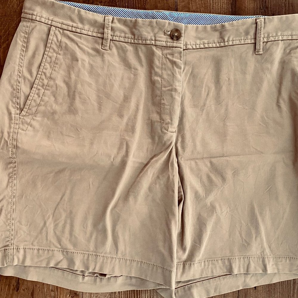 Talbots relaxed chino dark tan shorts